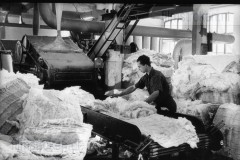 Het Werk in de Katoenindustrie en het Confectiebedrijf