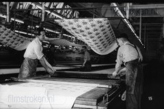 Het Werk in de Katoenindustrie en het Confectiebedrijf